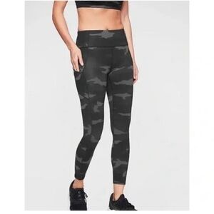 Athleta Camo 7/8 Leggings